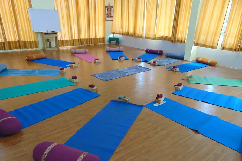 Yoga hall at Sri Yoga Ashram